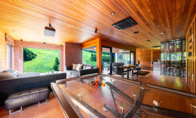 One Happo Lounge with Billiard Table and View | Happo Village