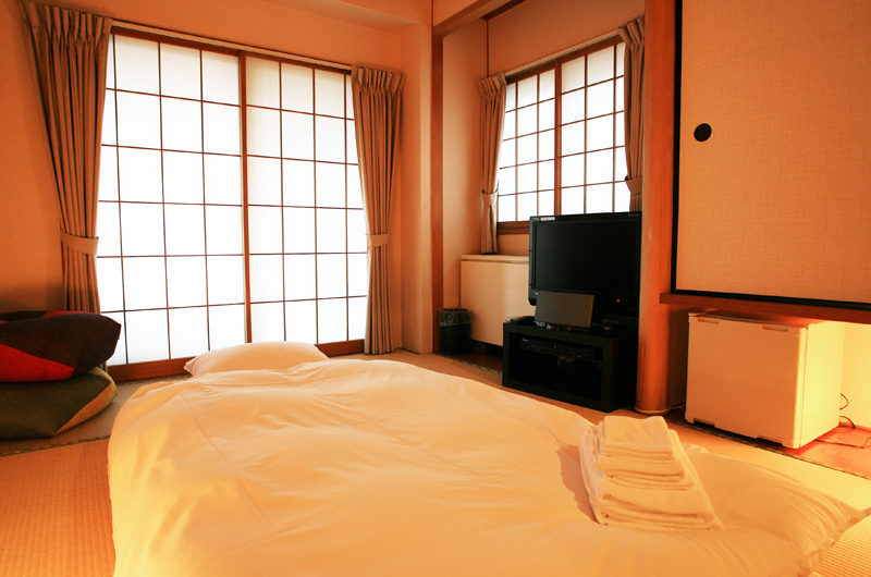 Phoenix Hotel Compact Room | Lower Wadano
