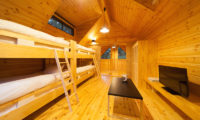 Wadano Woods Chalets Bunk Beds with TV | Lower Wadano