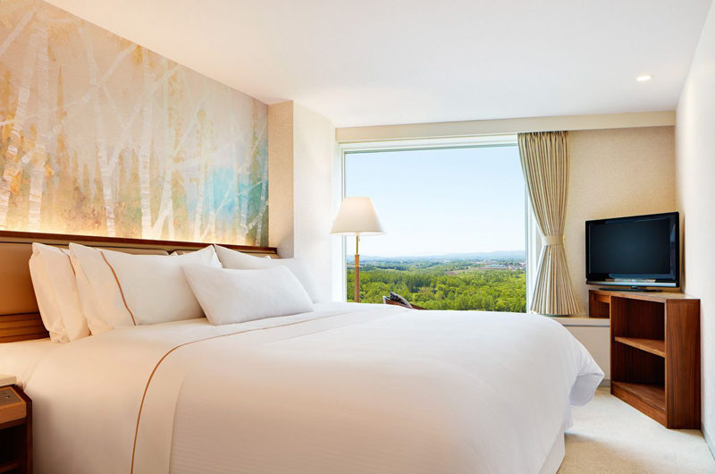 Westin Rusutsu Resort Bedroom with TV | Rusutsu