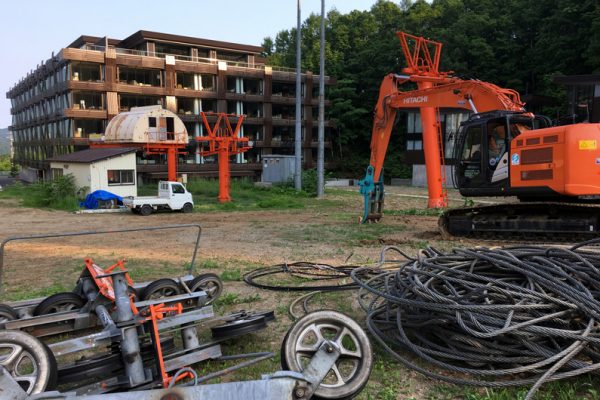 Niseko Grand Hirafu Ace Family Lift Refurbishment - July 2017