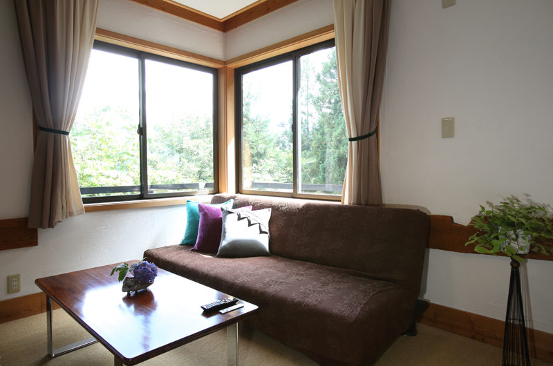 Momiji Hakuba Triple Bedroom Lounge Area | Hakuba Village