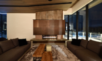Jun Living Room with Fireplace | Lower Hirafu