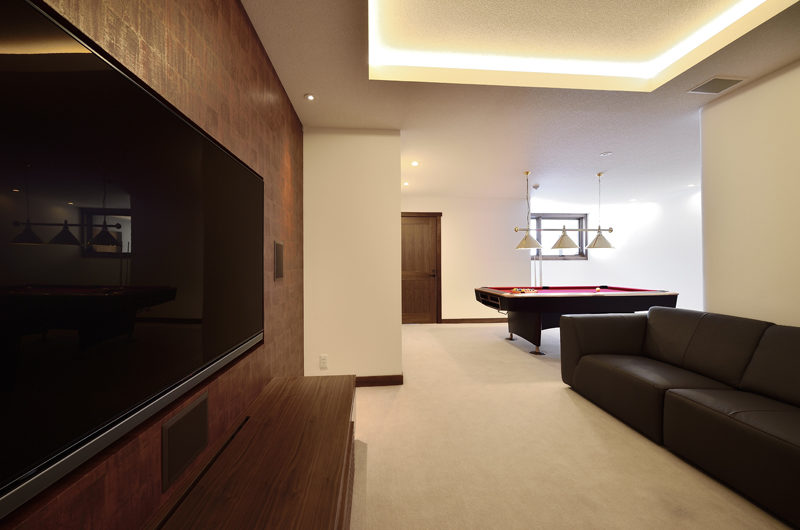 Kokoro Lounge Area with TV | East Hirafu