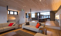 Kazahana Lounge Area with Wooden Floor | Middle Hirafux