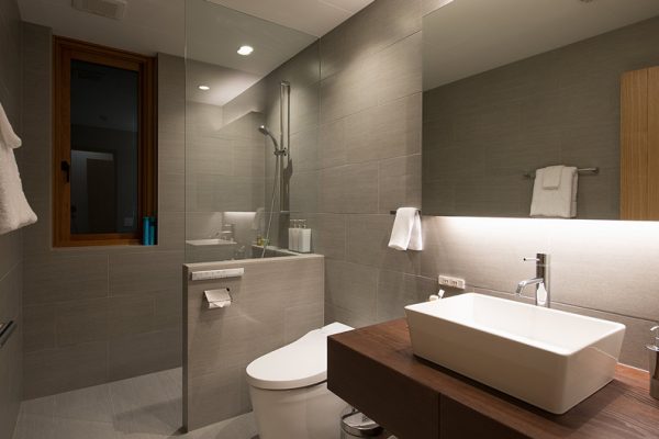 Kazahana Bathroom | Middle Hirafux