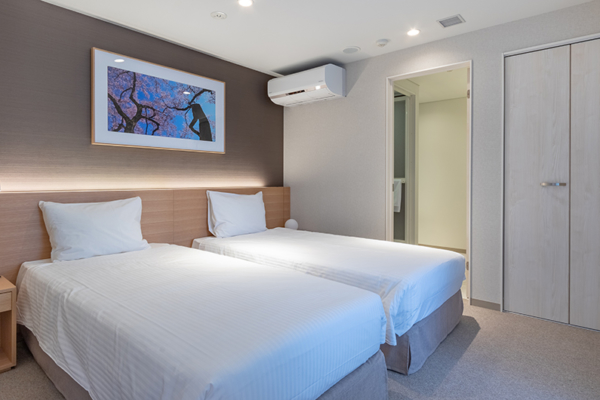 The Maples Niseko 04 Two Bed Ski Side Twin Bedroom | Upper Hirafu