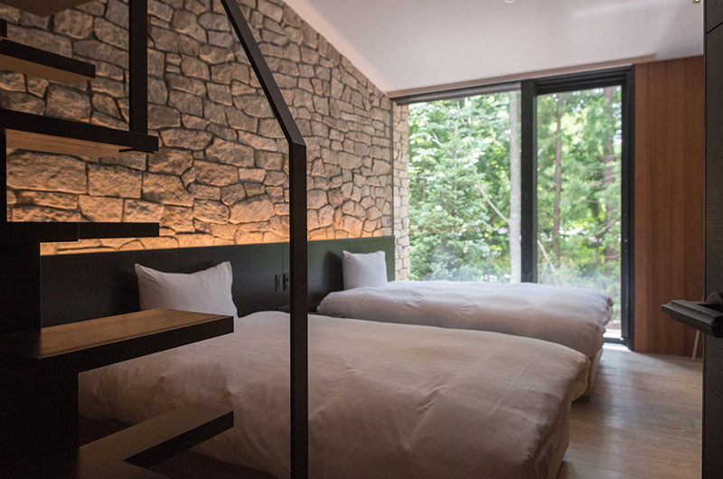 Villa El Cielo Bedroom with Twin Beds and View | Upper Wadano