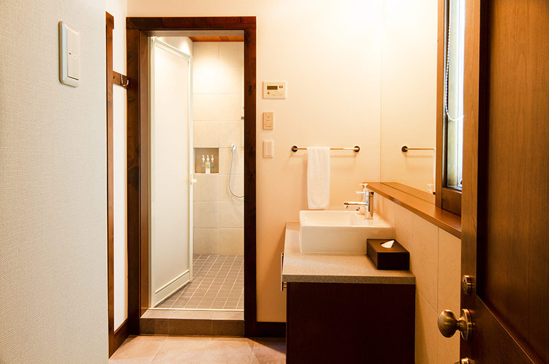Ezorisu Bathroom with Shower | East Hirafu