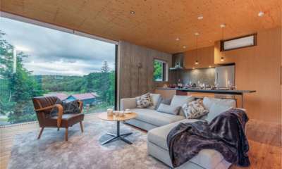 Puffin Living Room with View | Lower Hirafu