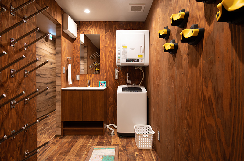 Kitsune House Laundry Room | Lower Hirafu