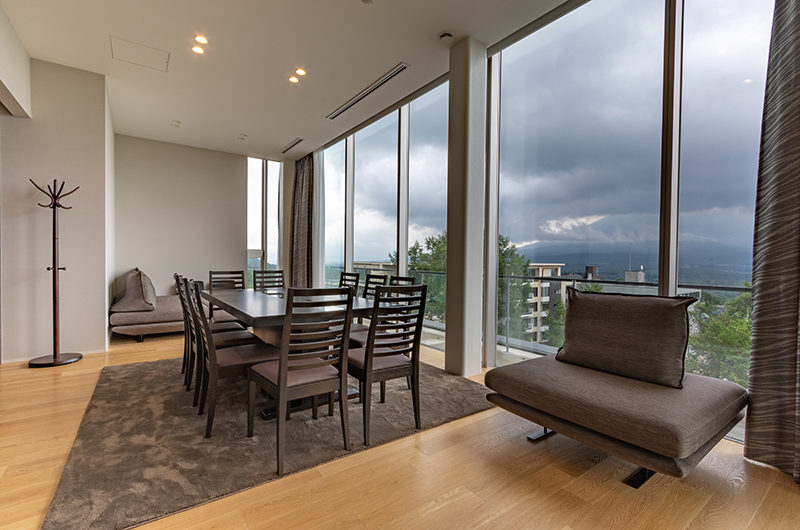 Suishou Dining Area with View | Upper Hirafu