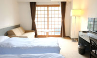 Hakuba Gateway Hotel Bathroom with Seating Area | Happo Village