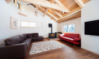 Asagiri Chalet Twin Lounge Area | Upper Wadano