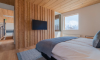 Silver Dream Bedroom with Mountain View | West Hirafu