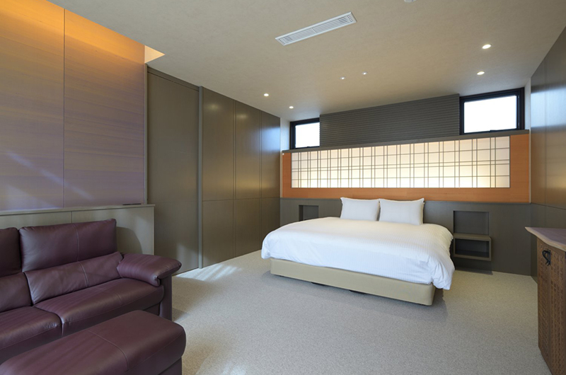 Hachi Bedroom with Sofa | Upper Wadano