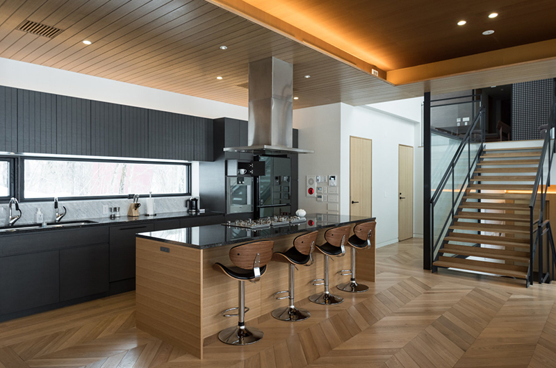 Hachi Modular Kitchen with Up Stairs | Upper Wadano