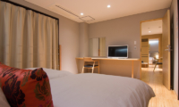 Koharu Resort Hotel & Suites Twin Bedroom with TV | Upper Wadano