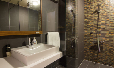 Koharu Resort Hotel and Suites Three Bedroom Penthouse Suite Bathroom | Upper Wadano