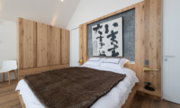 Shakuzen Guest Bedroom | Soga